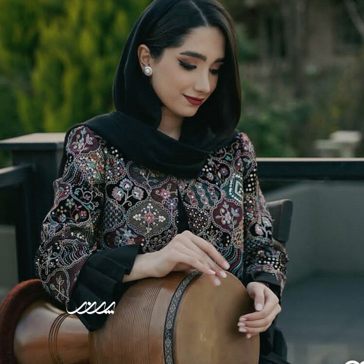 مربی تنبک آکادمی موسیقی پرند | بابل